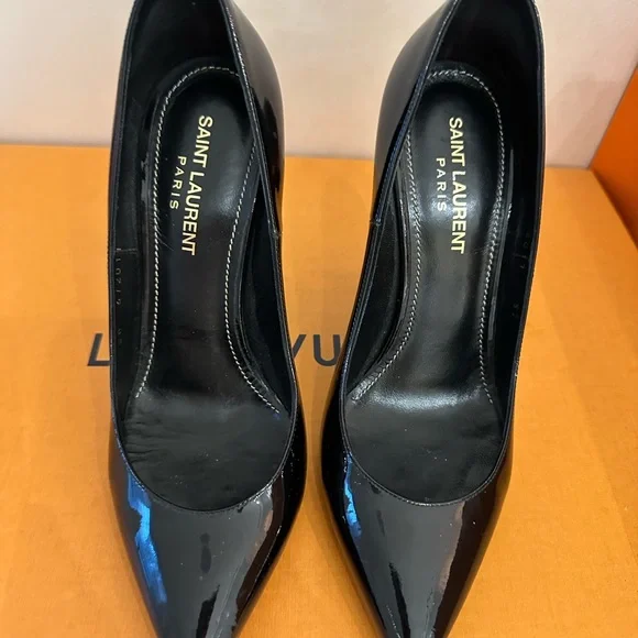 Yves Saint Laurent Black Heels with Unique Logo Heel - Picture 2 of 7